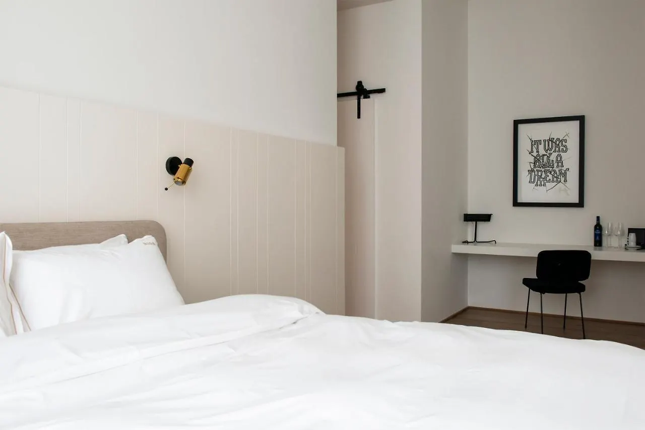 Hotel Riga Antwerp 2*,
